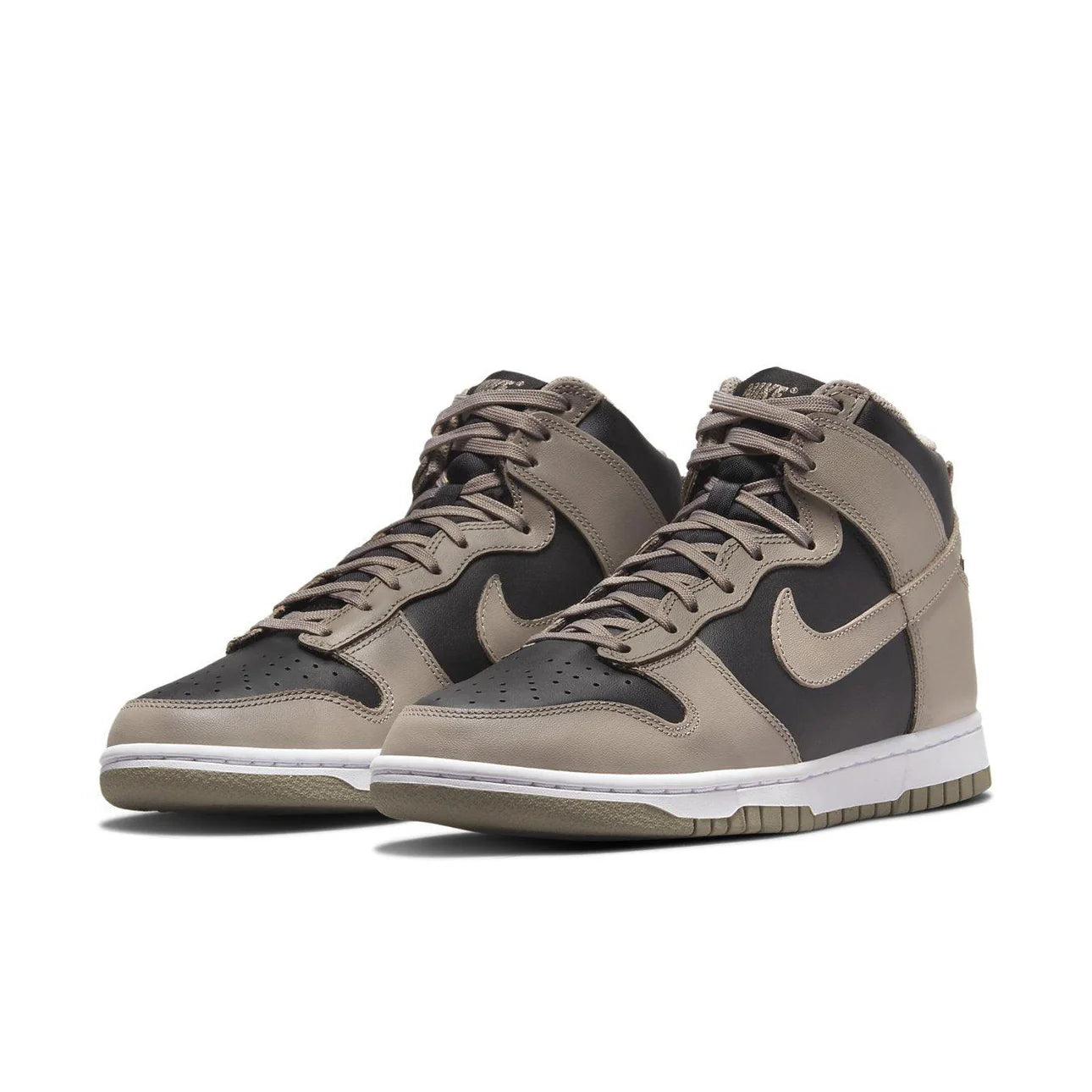 Le Nike Dunk High Moon Fossil (W)