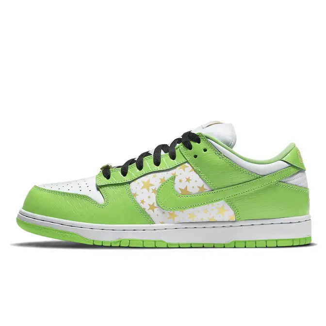 Nike SB Dunk Low Supreme Stars Mean Green (2021)