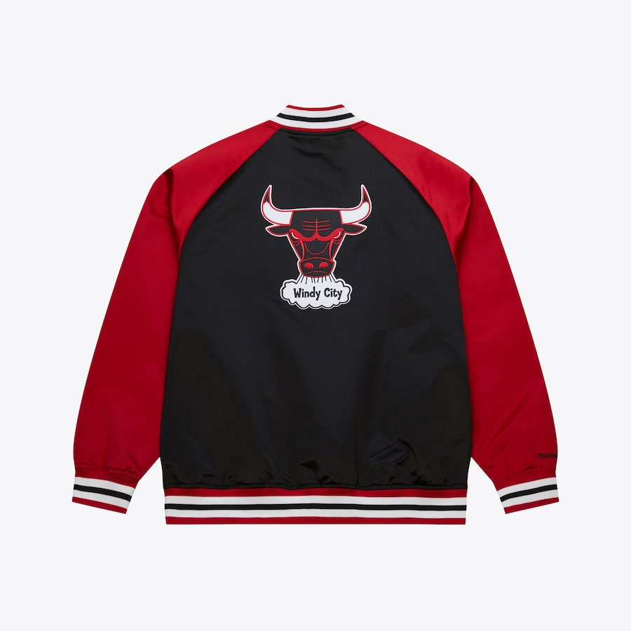 Men's Black Chicago Bulls Vintage Logo Double Clutch Lightweight Satin Raglan Full-Snap Jacket