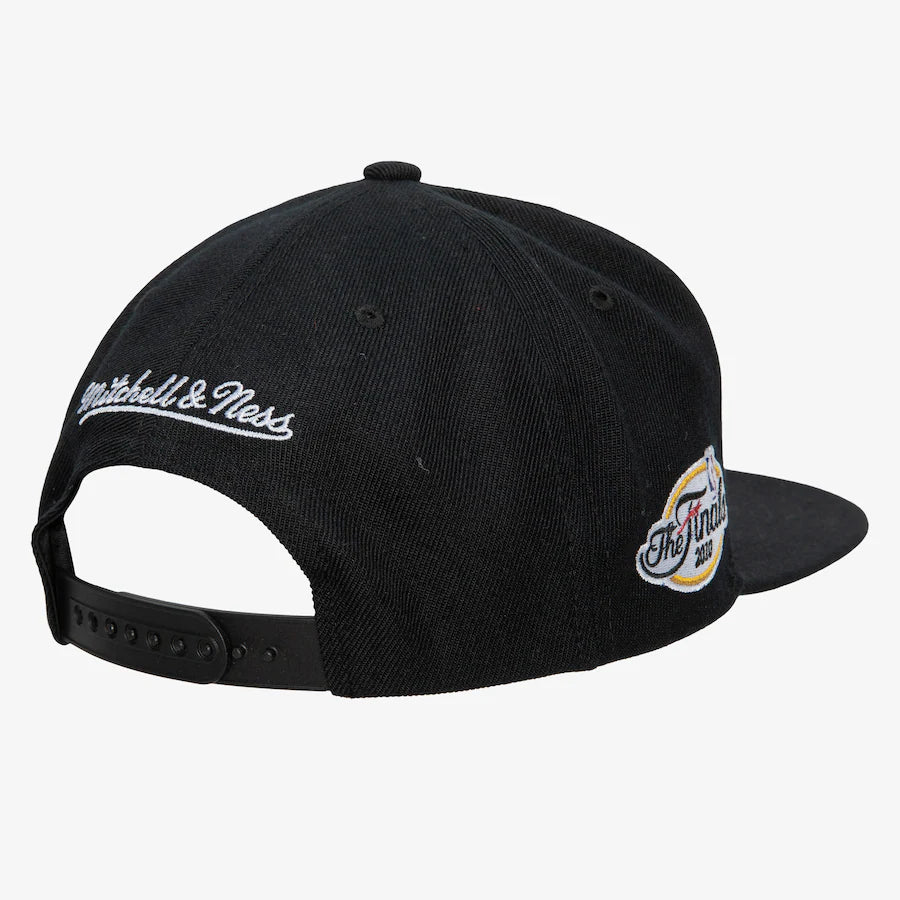 Men's Black Los Angeles Lakers Hardwood Classics Top Spot Snapback Hat