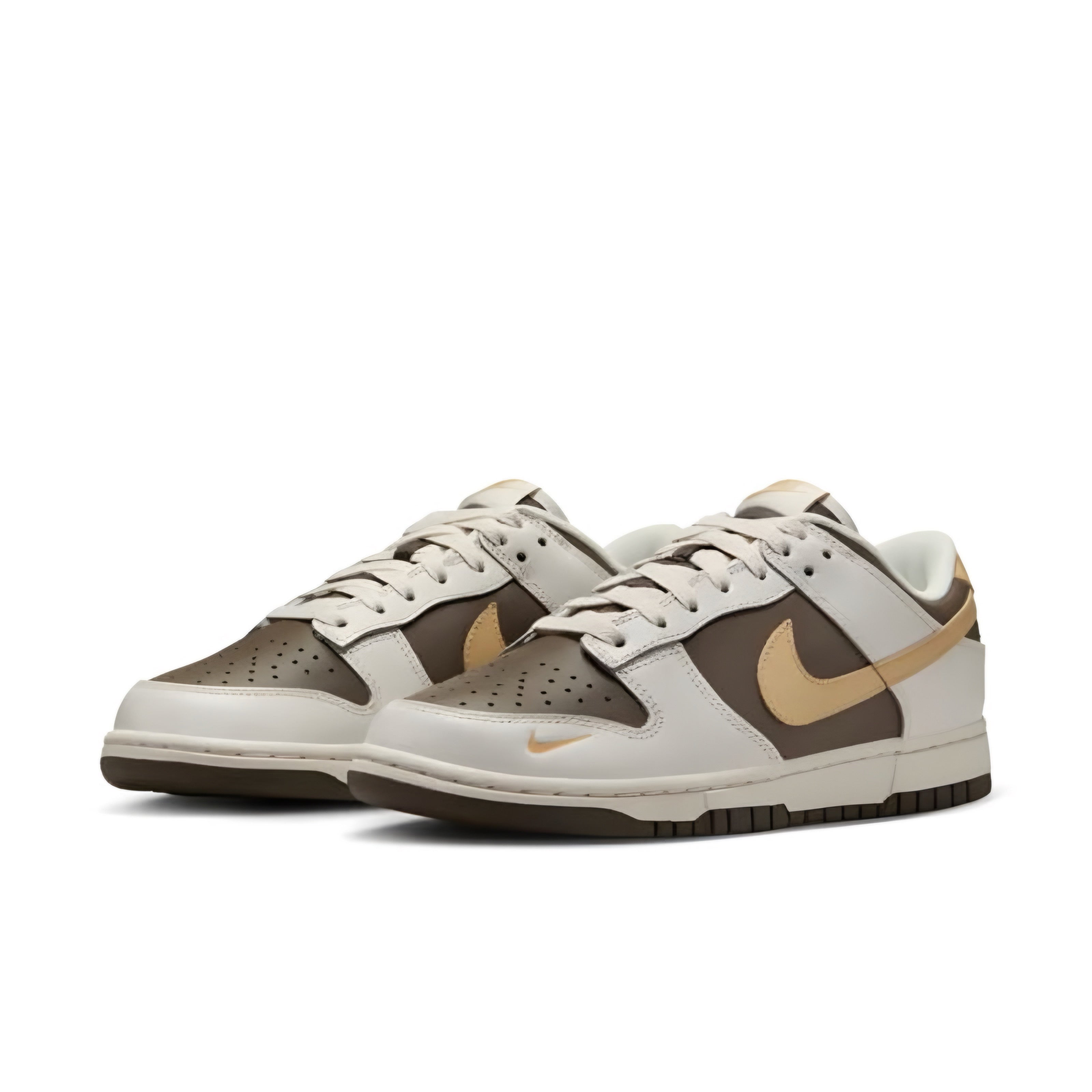 Nike Dunk Low Ironstone Sesame